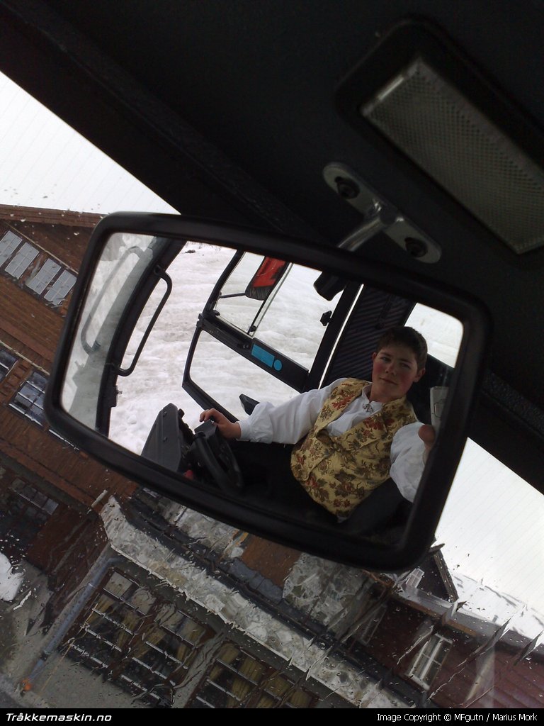 TRYKK FOR  LUKKE VINDUET