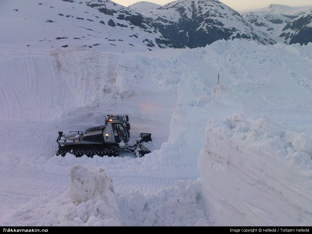 TRYKK FOR  LUKKE VINDUET