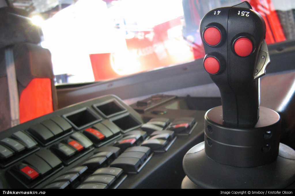 TRYKK FOR  LUKKE VINDUET