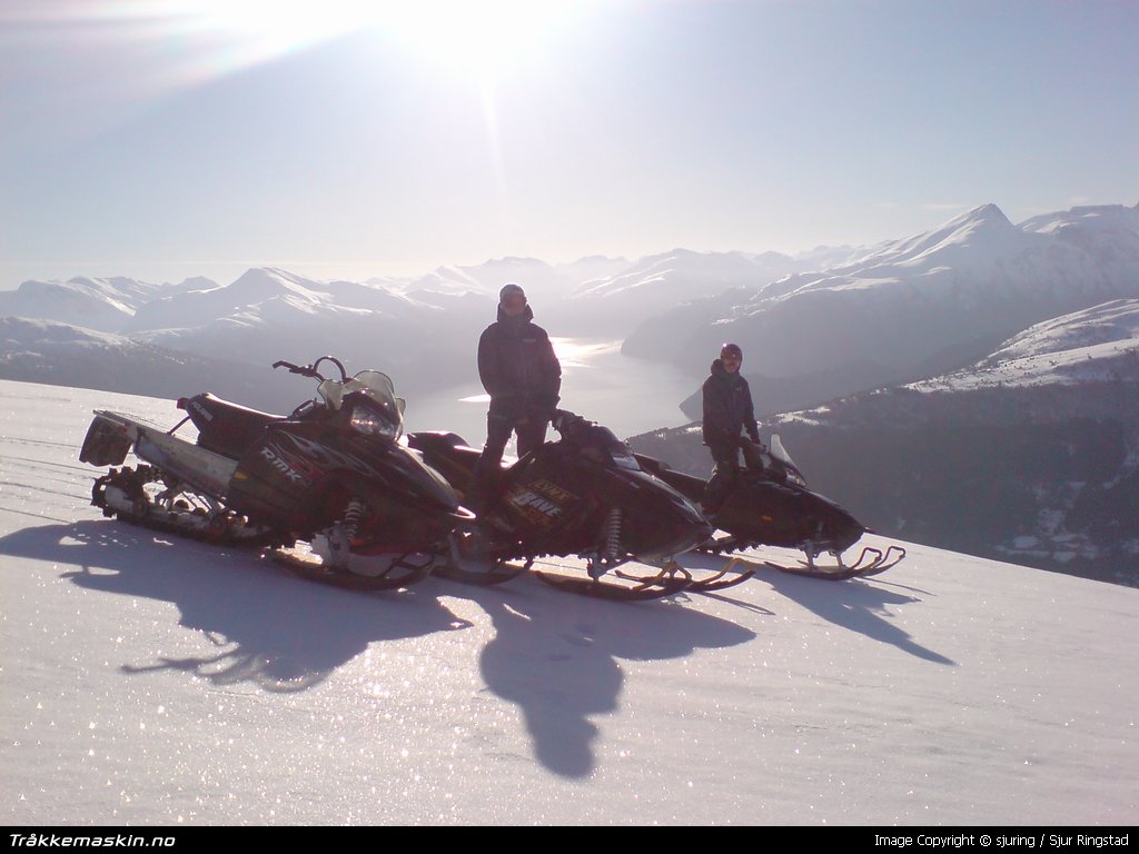 TRYKK FOR  LUKKE VINDUET