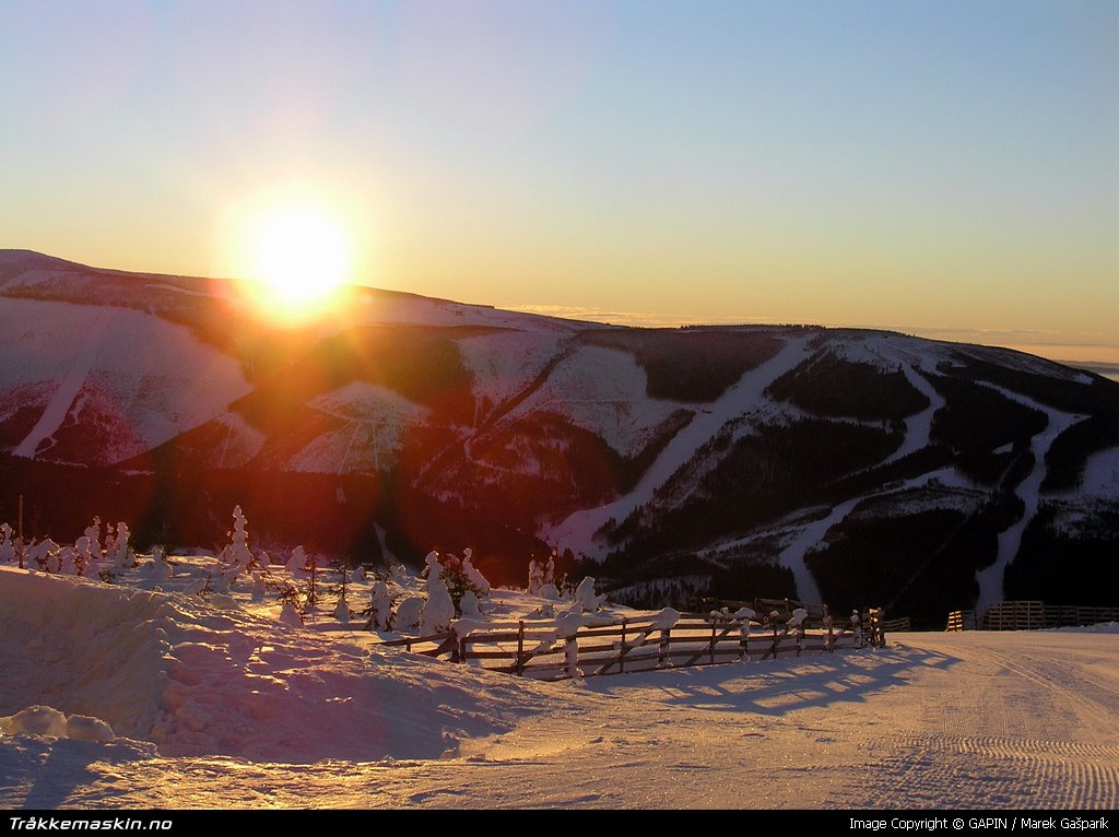 TRYKK FOR  LUKKE VINDUET