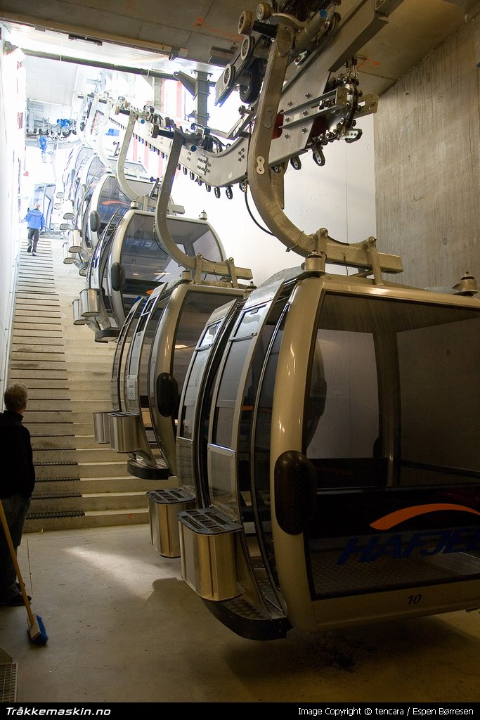 TRYKK FOR  LUKKE VINDUET