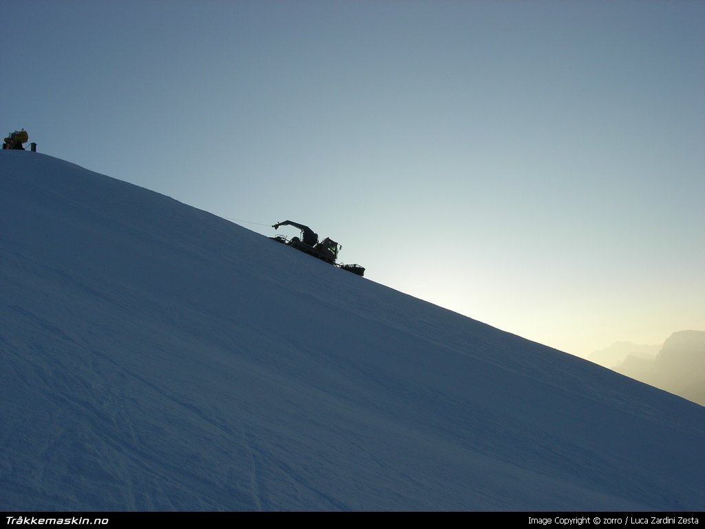 TRYKK FOR  LUKKE VINDUET