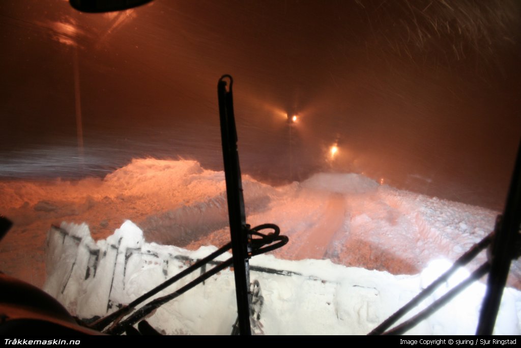 TRYKK FOR  LUKKE VINDUET