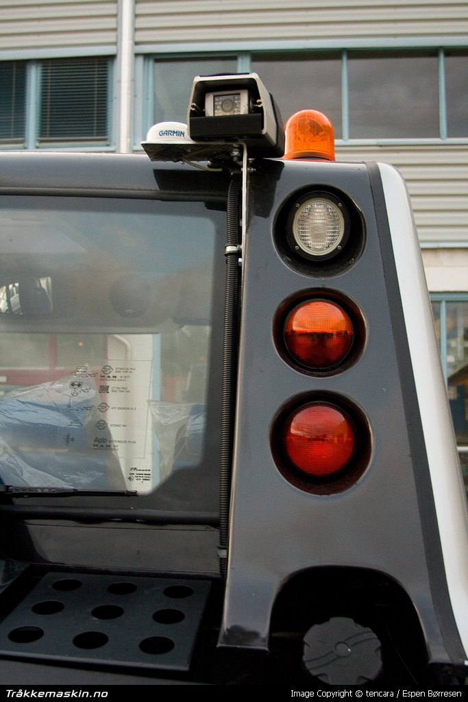 TRYKK FOR  LUKKE VINDUET