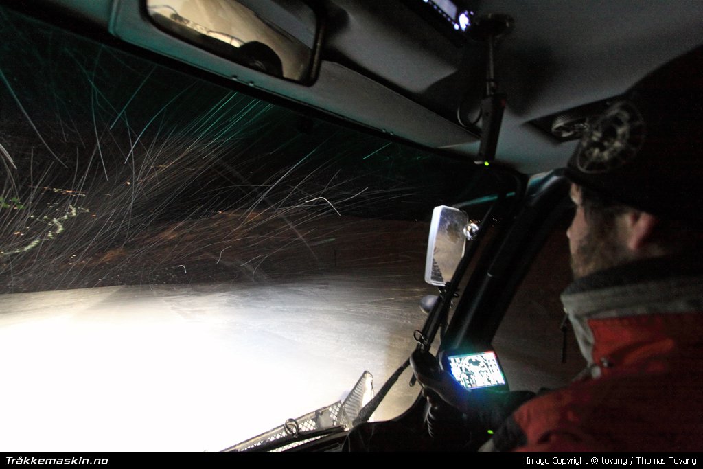 TRYKK FOR  LUKKE VINDUET