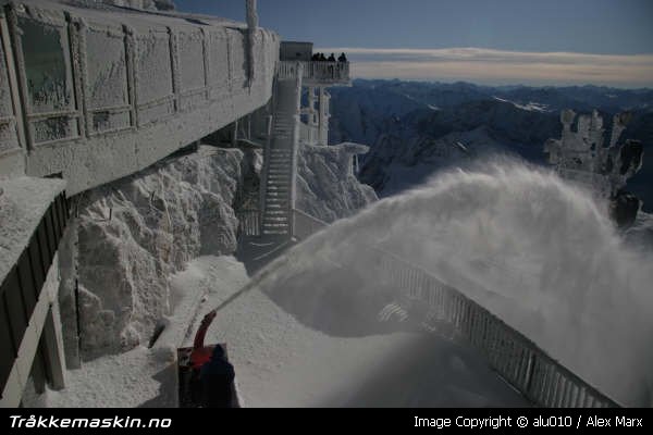 TRYKK FOR  LUKKE VINDUET