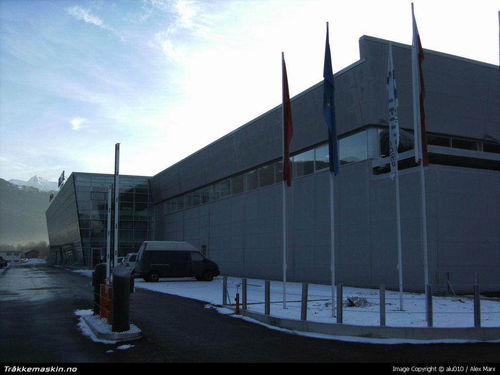 TRYKK FOR � LUKKE VINDUET