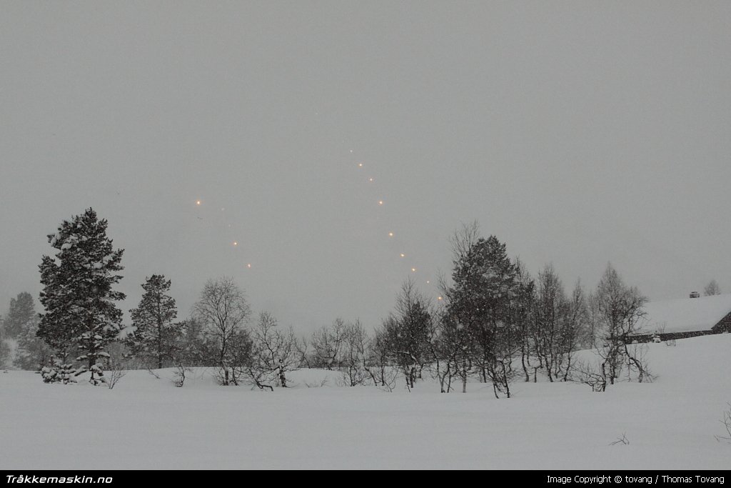 TRYKK FOR � LUKKE VINDUET