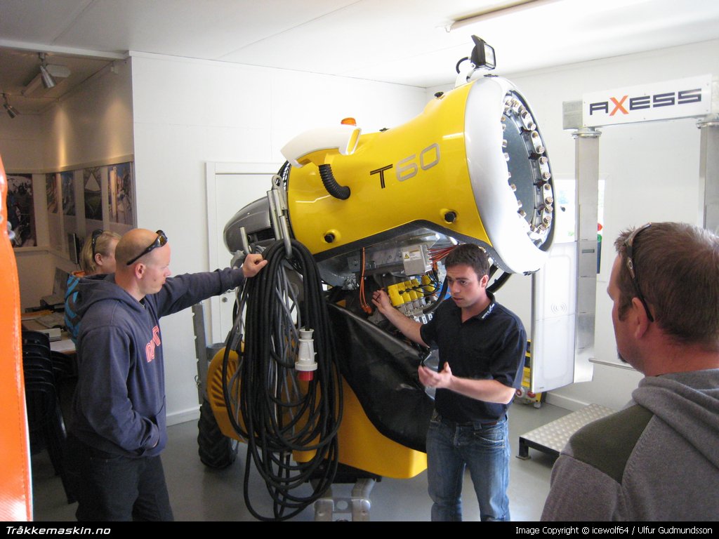 TRYKK FOR � LUKKE VINDUET