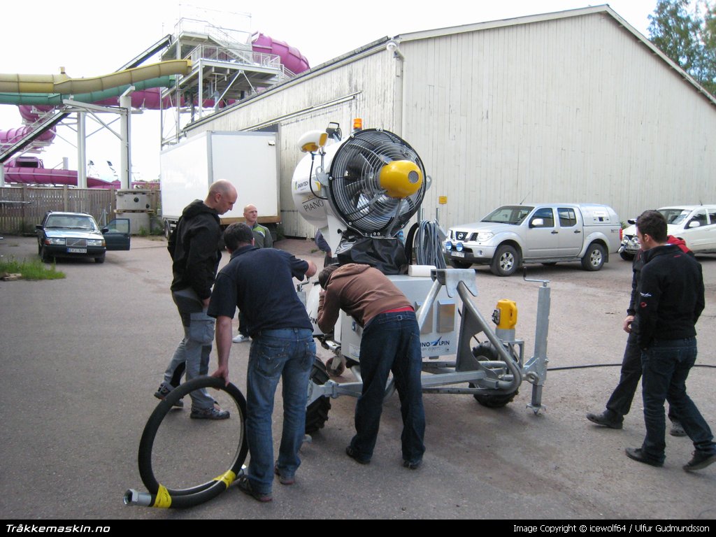 TRYKK FOR � LUKKE VINDUET