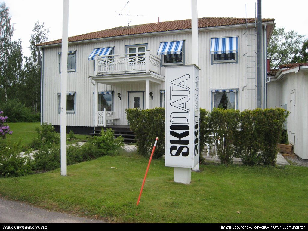 TRYKK FOR � LUKKE VINDUET