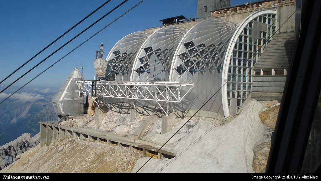 TRYKK FOR � LUKKE VINDUET