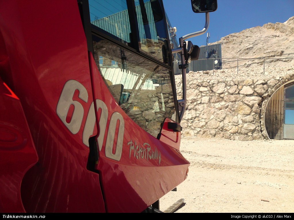 TRYKK FOR  LUKKE VINDUET