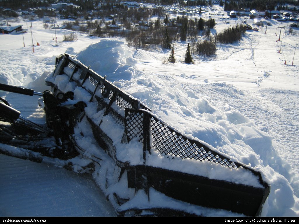 TRYKK FOR  LUKKE VINDUET