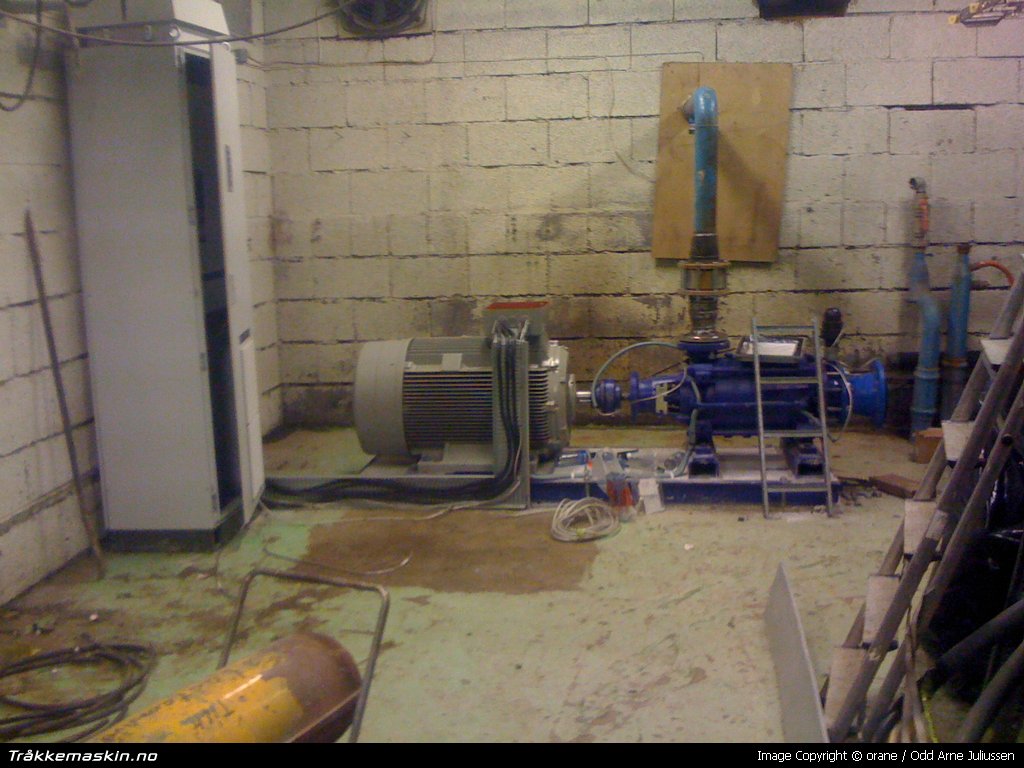 TRYKK FOR � LUKKE VINDUET