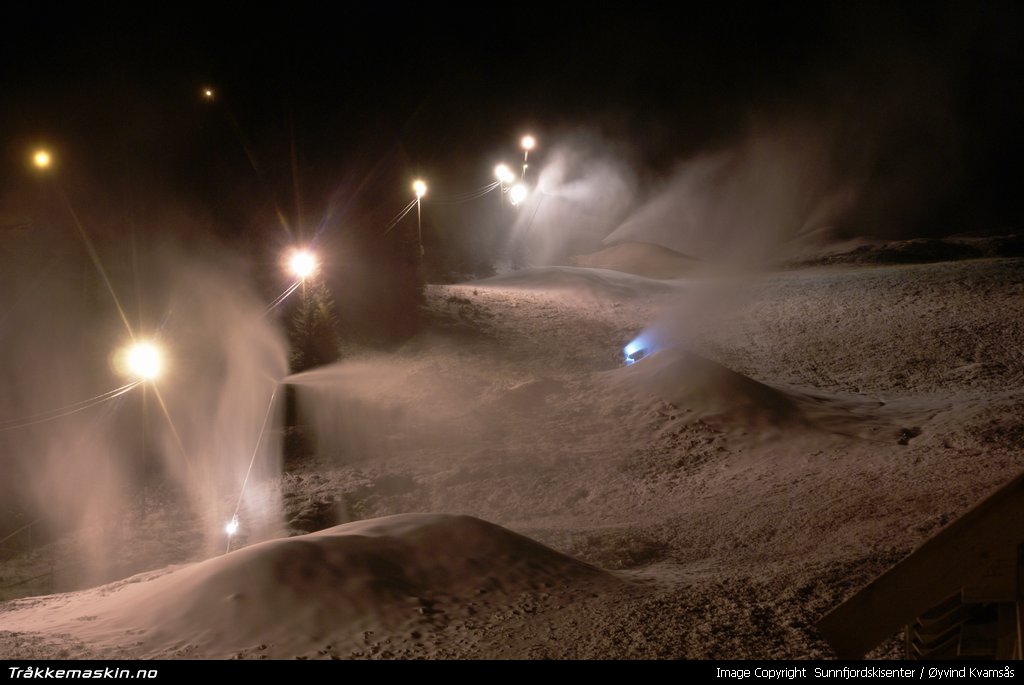 TRYKK FOR � LUKKE VINDUET