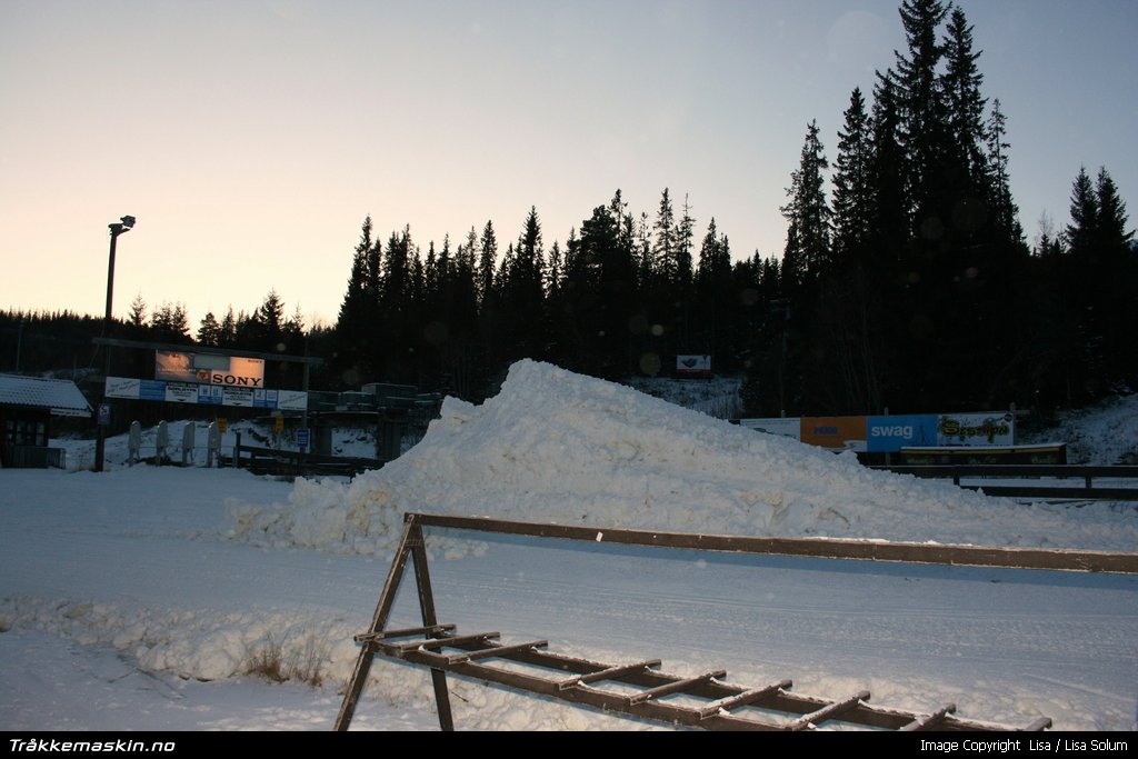 TRYKK FOR � LUKKE VINDUET