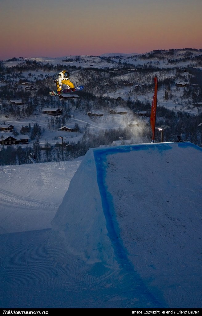 TRYKK FOR � LUKKE VINDUET