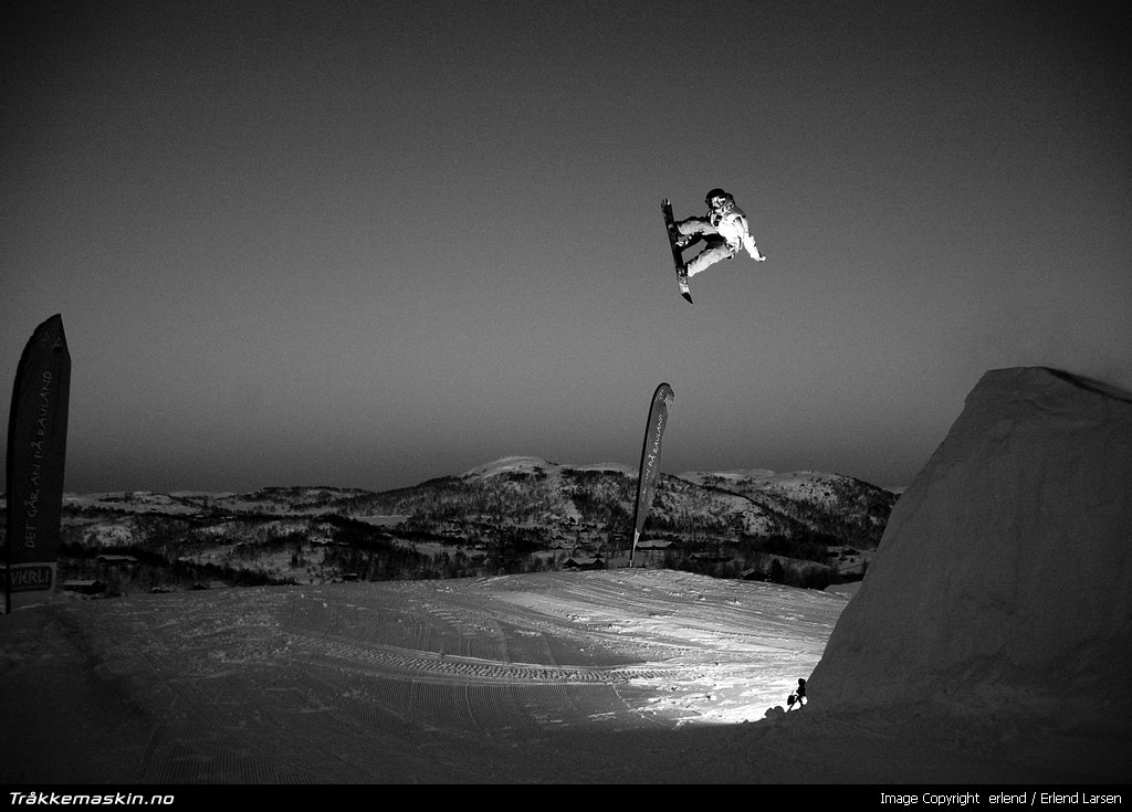 TRYKK FOR � LUKKE VINDUET