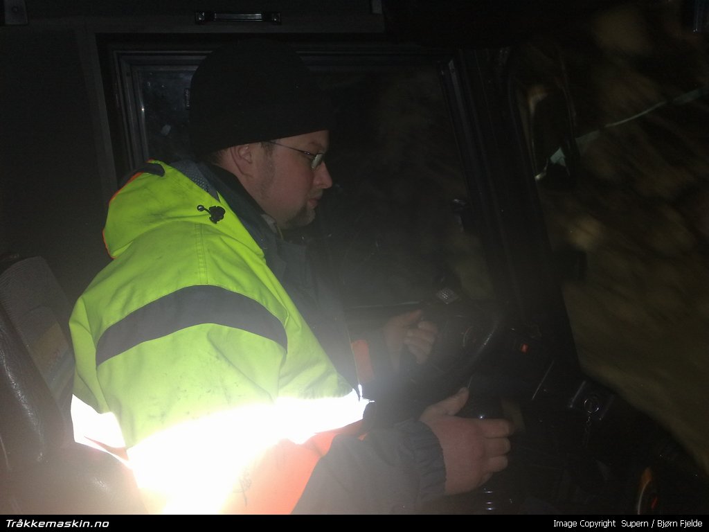 TRYKK FOR � LUKKE VINDUET