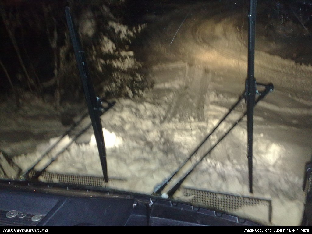 TRYKK FOR � LUKKE VINDUET