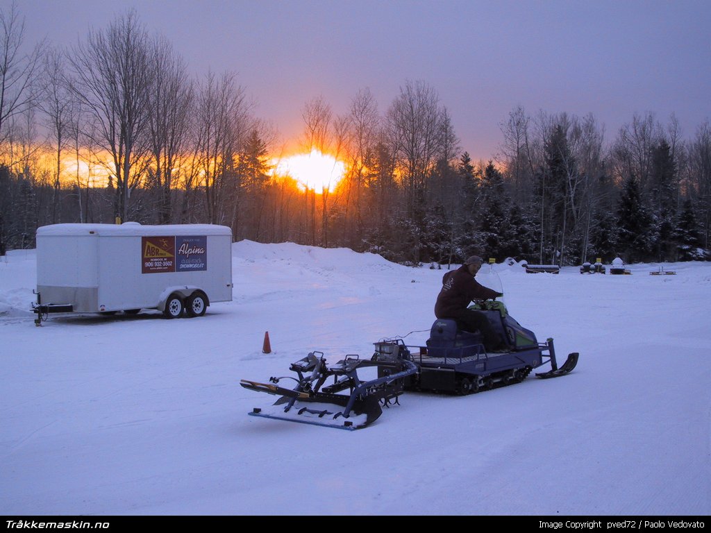 TRYKK FOR � LUKKE VINDUET