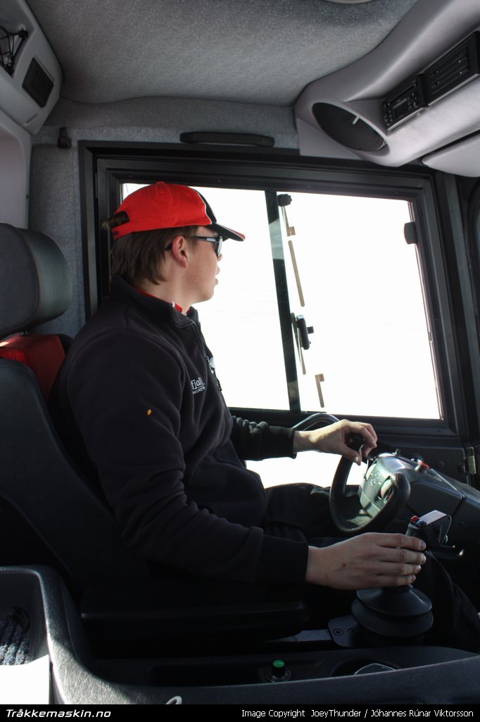 TRYKK FOR � LUKKE VINDUET