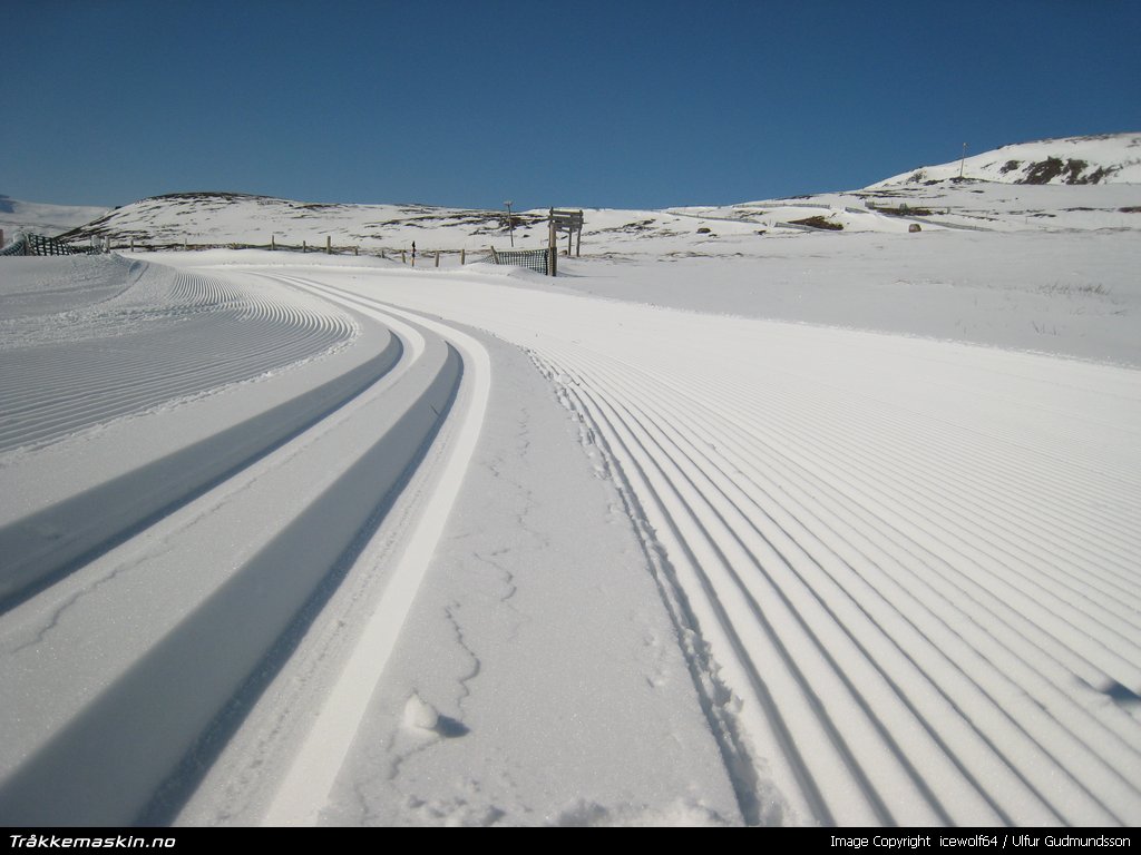 TRYKK FOR � LUKKE VINDUET