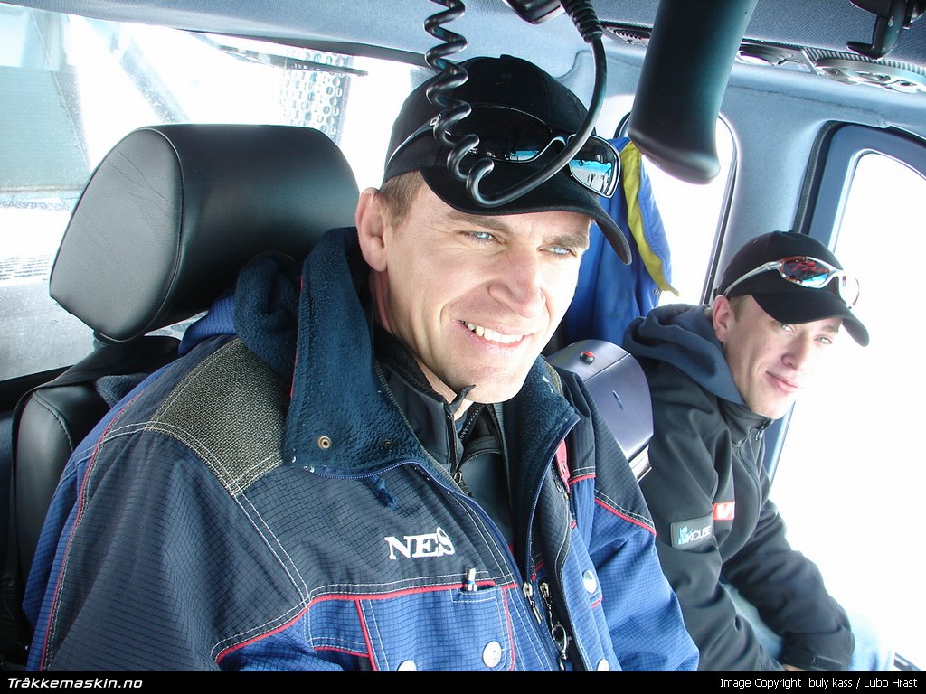 TRYKK FOR � LUKKE VINDUET