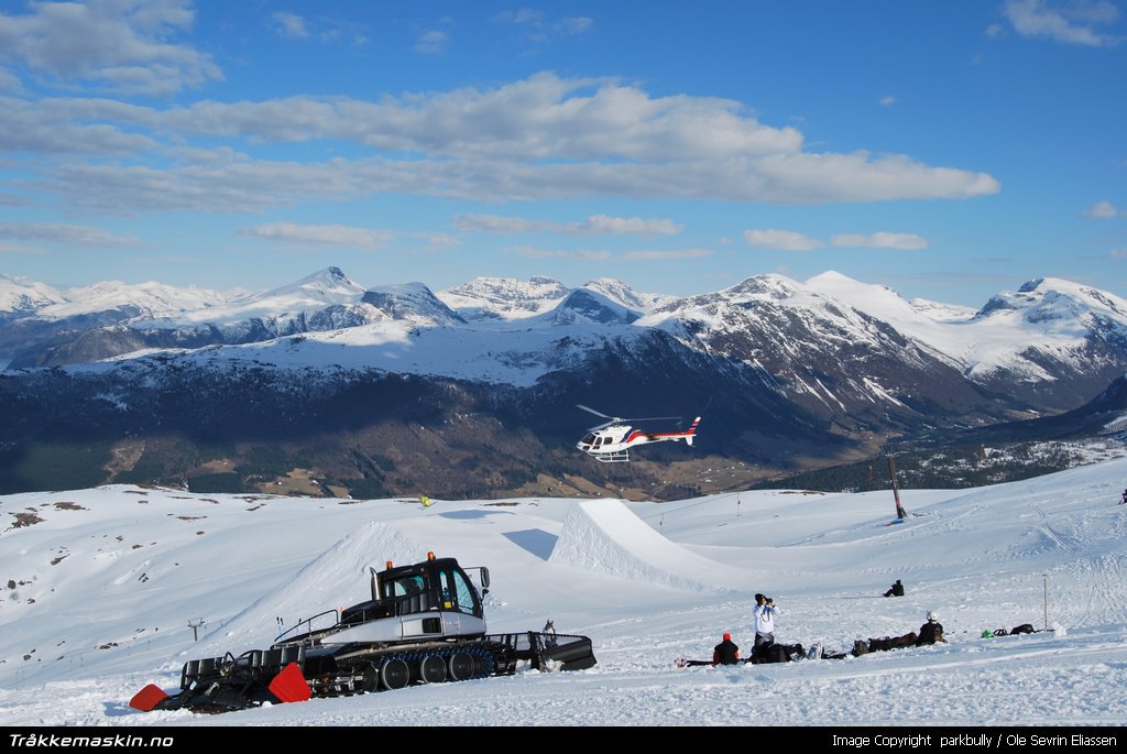 TRYKK FOR � LUKKE VINDUET