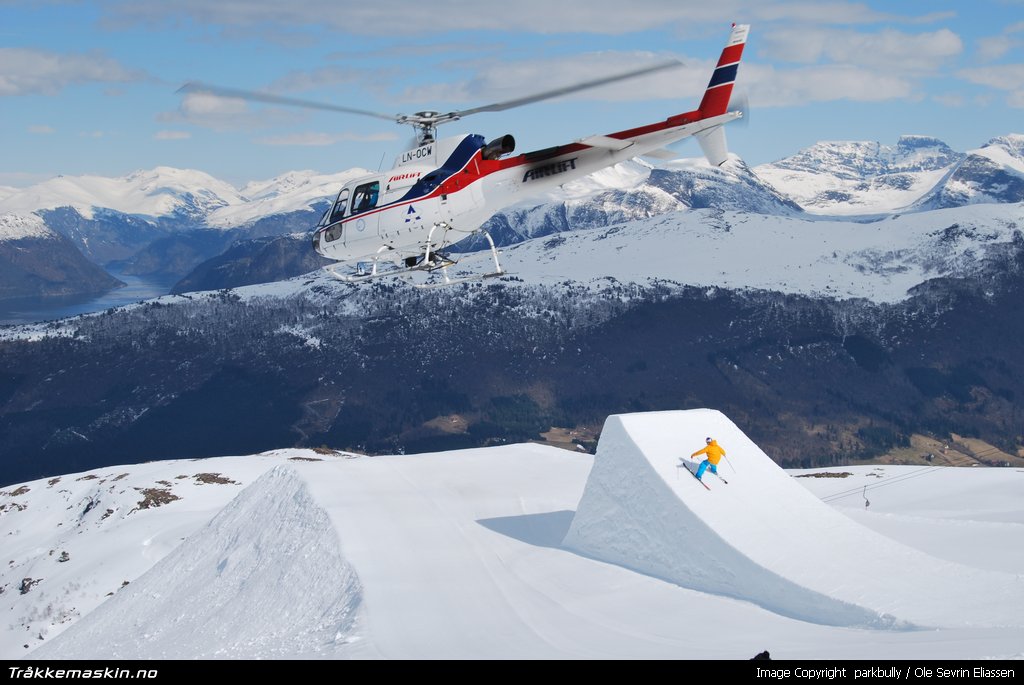 TRYKK FOR � LUKKE VINDUET