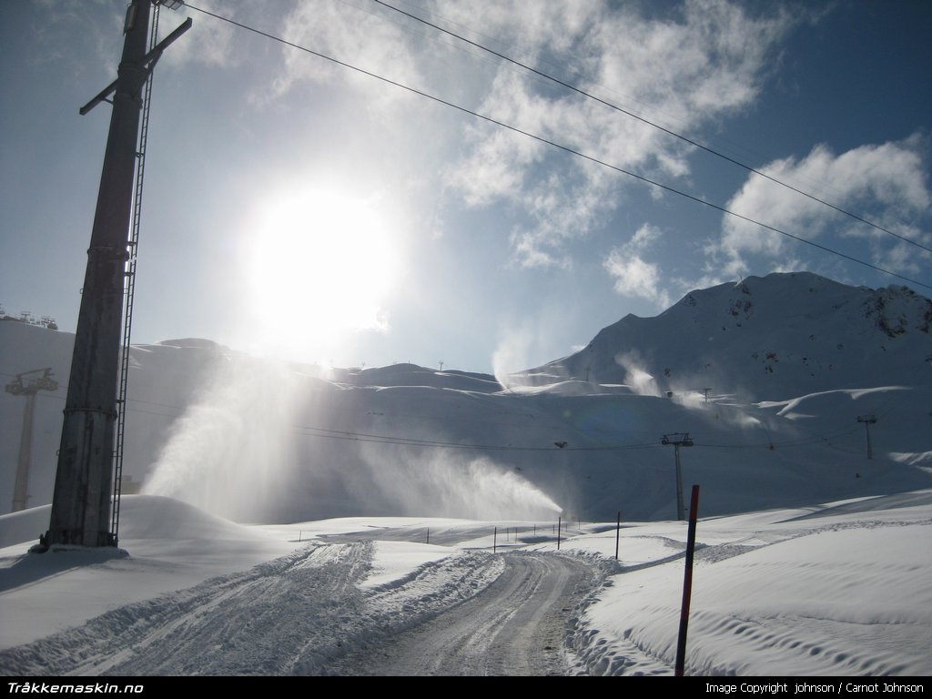 TRYKK FOR � LUKKE VINDUET