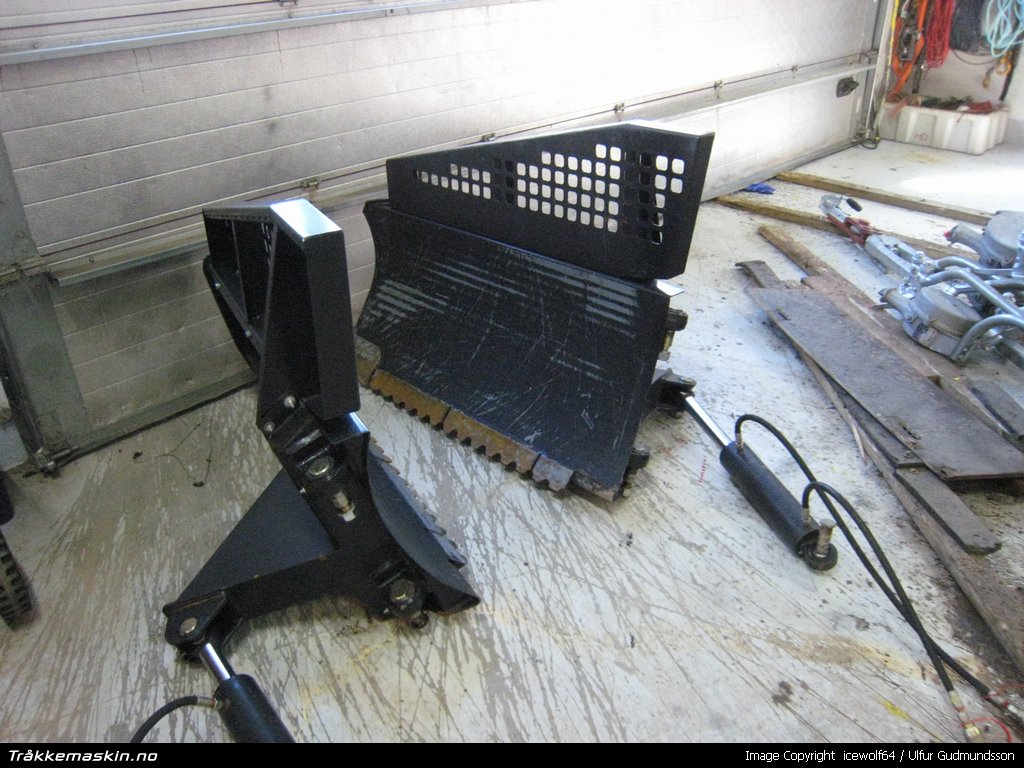 TRYKK FOR � LUKKE VINDUET