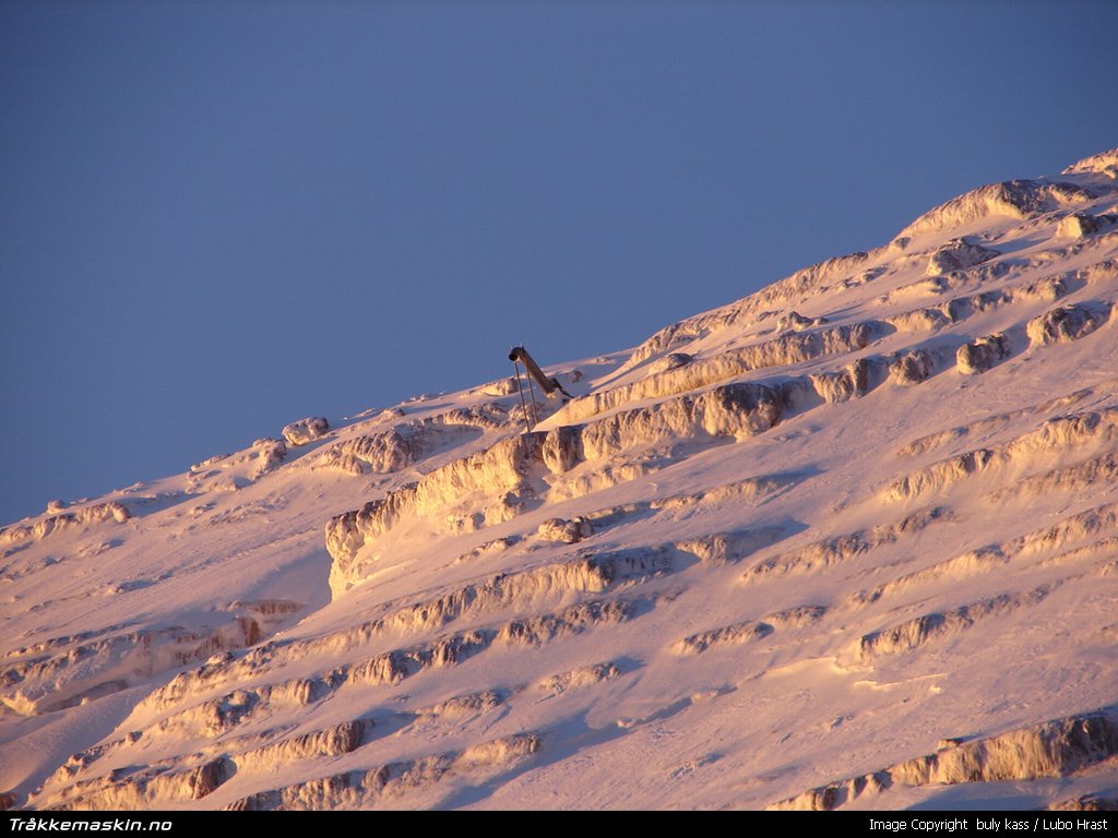 TRYKK FOR � LUKKE VINDUET