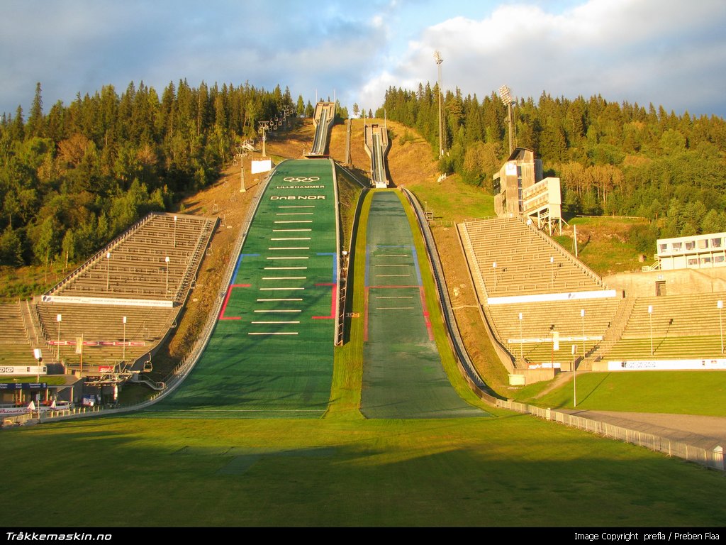 TRYKK FOR  LUKKE VINDUET