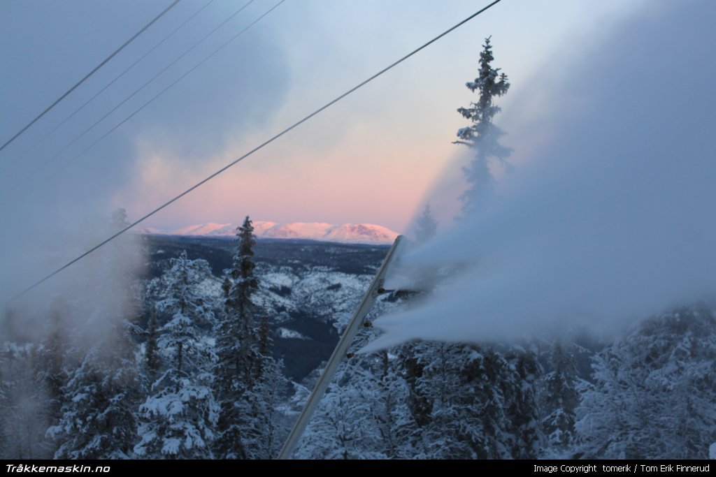 TRYKK FOR � LUKKE VINDUET