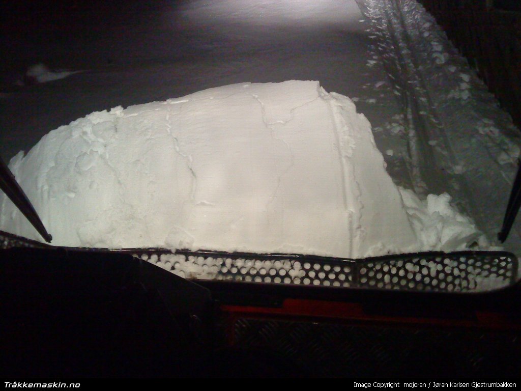 TRYKK FOR � LUKKE VINDUET