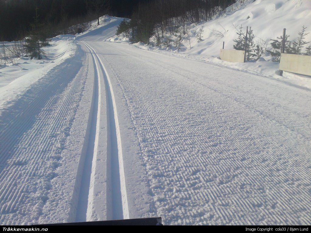 TRYKK FOR � LUKKE VINDUET