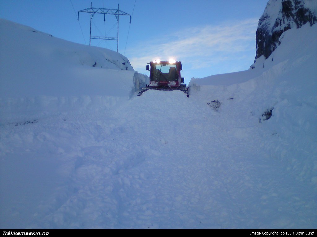 TRYKK FOR � LUKKE VINDUET