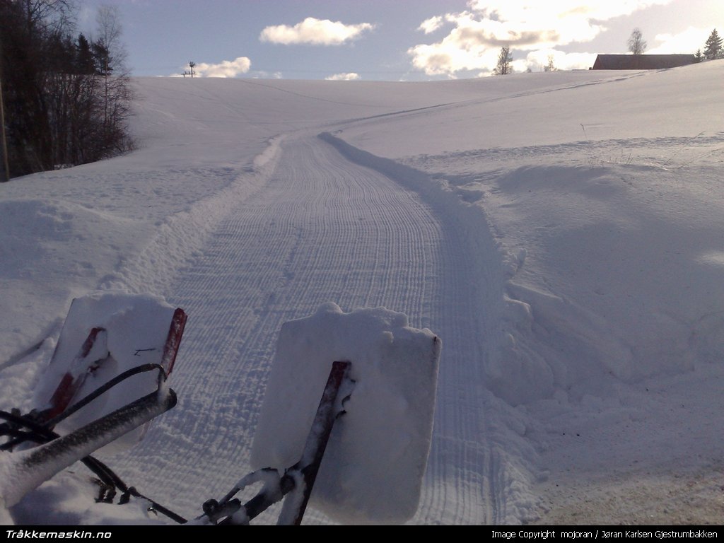 TRYKK FOR � LUKKE VINDUET