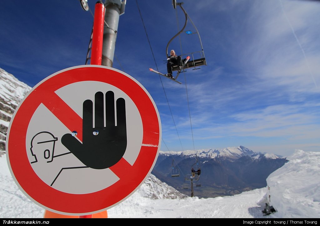 TRYKK FOR � LUKKE VINDUET