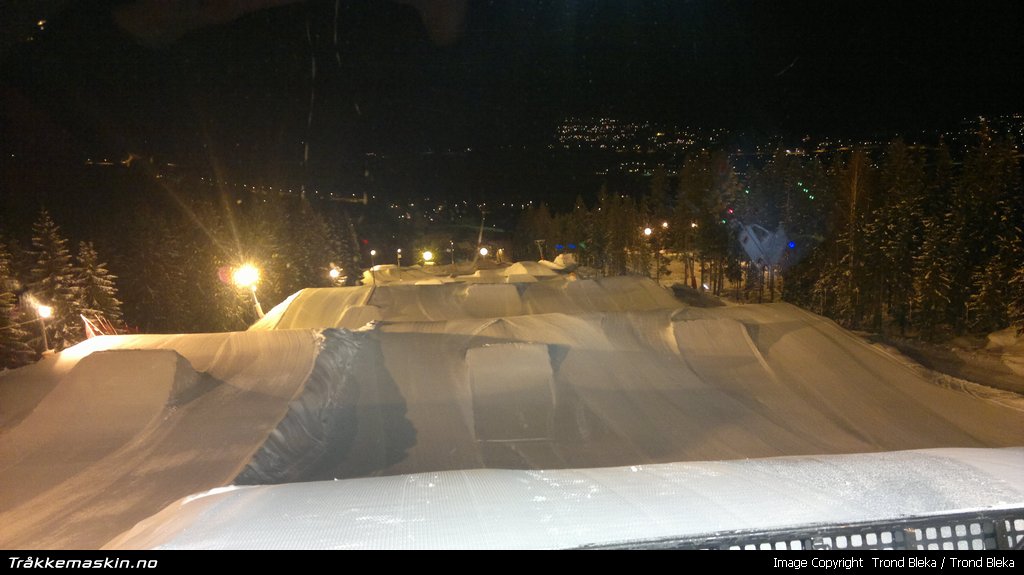 TRYKK FOR � LUKKE VINDUET