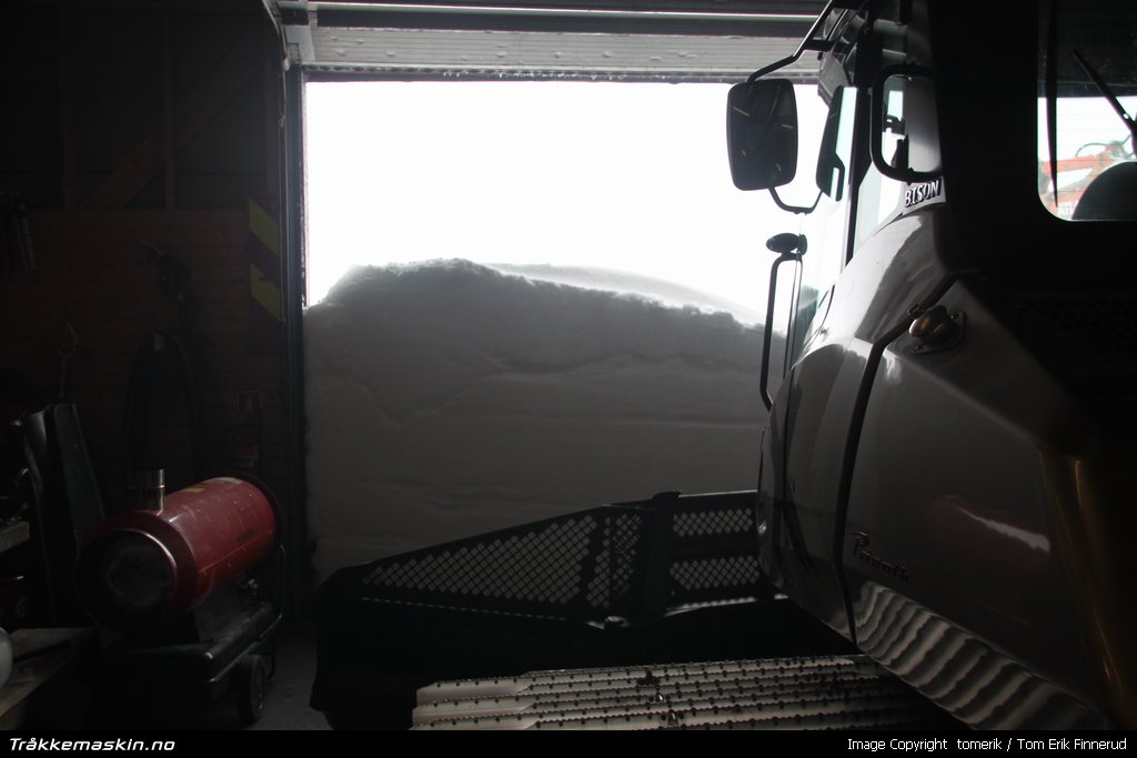 TRYKK FOR � LUKKE VINDUET