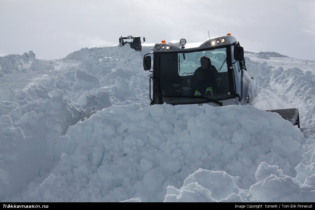 TRYKK FOR � LUKKE VINDUET