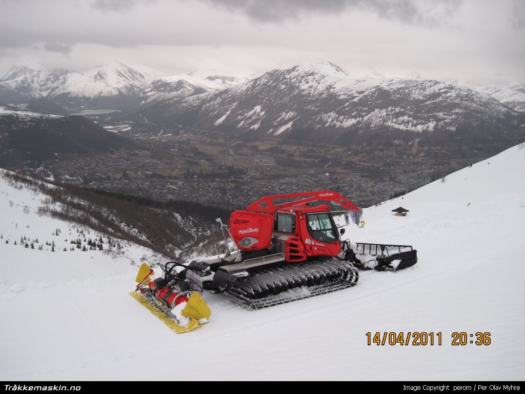 TRYKK FOR � LUKKE VINDUET