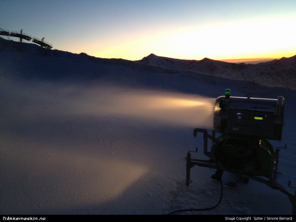 TRYKK FOR  LUKKE VINDUET