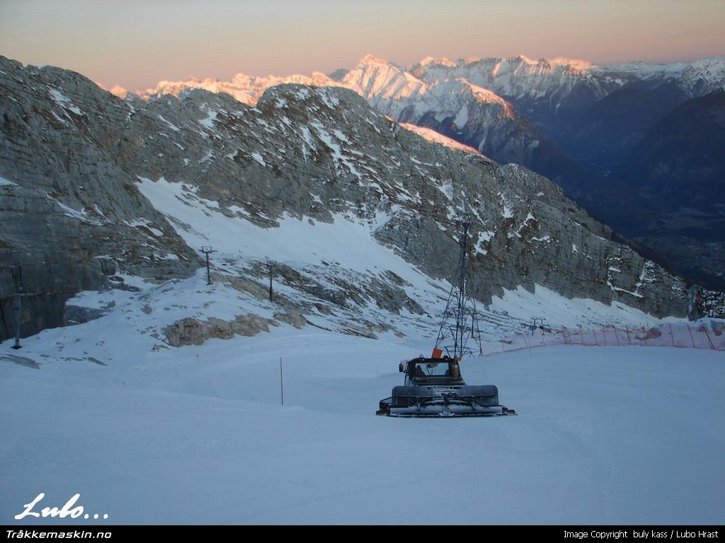 TRYKK FOR � LUKKE VINDUET