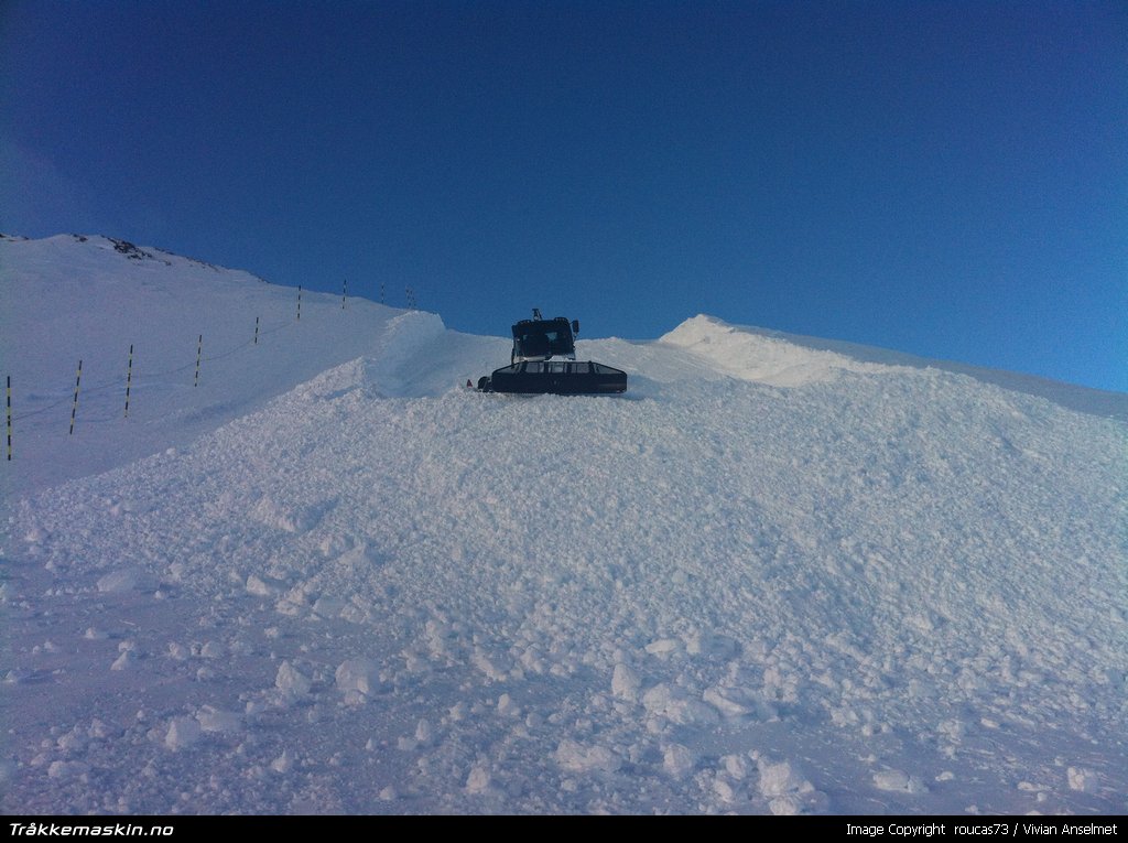 TRYKK FOR � LUKKE VINDUET