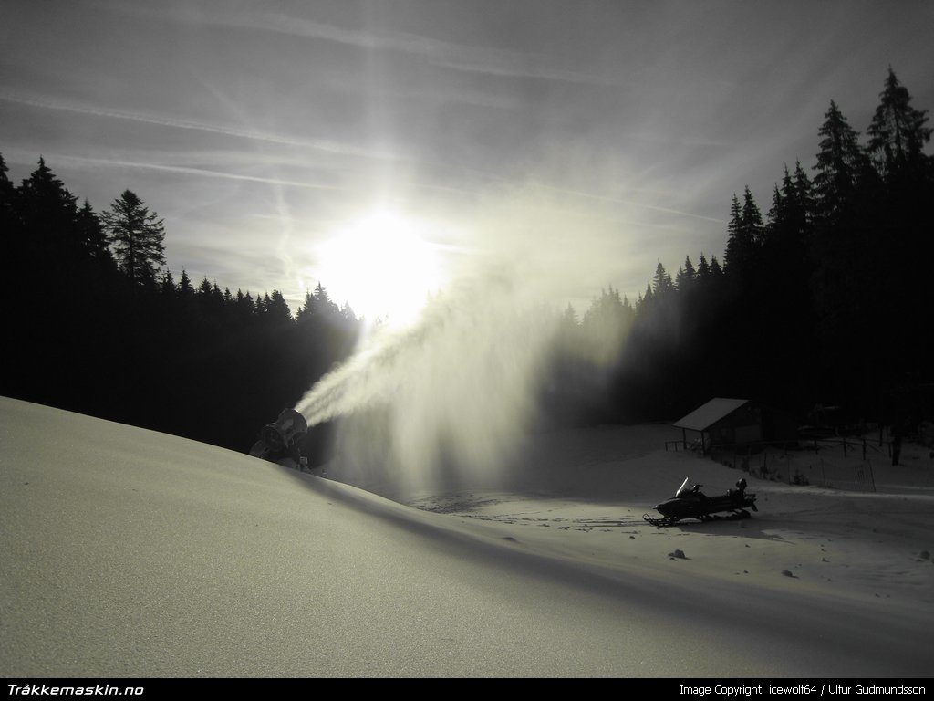 TRYKK FOR � LUKKE VINDUET